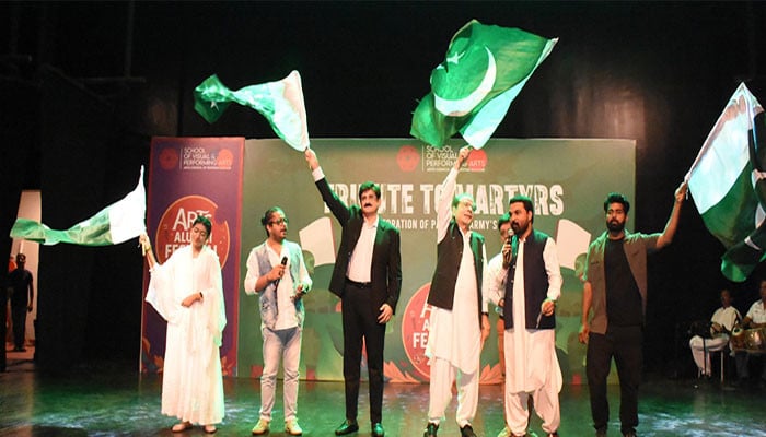 آرٹس کونسل: آرٹس المنائی فیسٹیول کا دوسرا دن، وزیرِ اعلیٰ سندھ مراد علی شاہ کی خصوصی شرکت