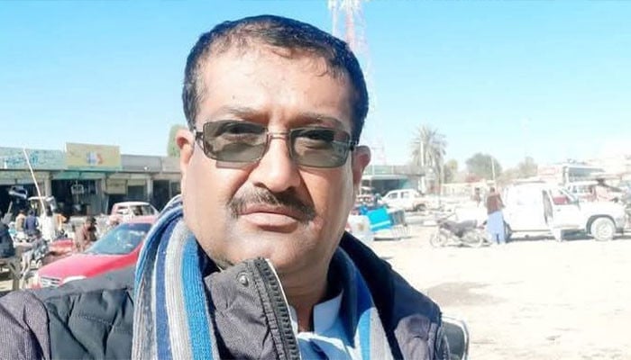 آواران: اخبار کے نمائندے لطیف بلوچ کو گھر میں گھس کر قتل کر دیا گیا