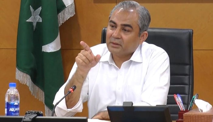 اسلام آباد میں غیر قانونی تعمیرات کیخلاف فوری آپریشن کا فیصلہ