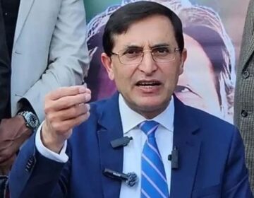 بانی کہہ رہے ہیں پارٹی اور فوج میں اتحاد ہونا چاہیے، بیرسٹر گوہر