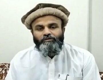 بلوچستان کے ساحلی علاقوں میں ٹرالر مافیا موجود ہے: مولانا ہدایت الرحمان