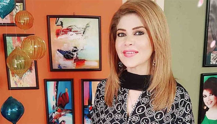 بھارتی میڈیا کسی پرانی پنجابی فلم کی چیختی چلاتی کہانی لگتا ہے: مشی خان