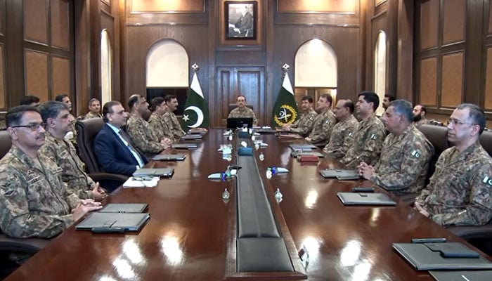جنگ مسلط کرنے کی کسی بھی کوشش کا فیصلہ کن جواب دیا جائے گا، کور کمانڈرز کانفرنس