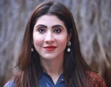 حنا پرویز بٹ کا مقتولہ نجمہ بی بی کے گھر کا دورہ، انصاف کی یقین دہانی