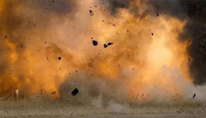 خضدار میں دھماکا، بس میں سوار 4 بچے جاں بحق