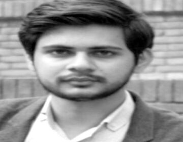    دوست ہیں تو ہاتھ میں ہاتھ دو!