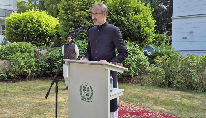 سفارت خانہ پاکستان دی ہیگ میں یوم پاکستان کی مناسبت سے شاندار تقریب کا انعقاد