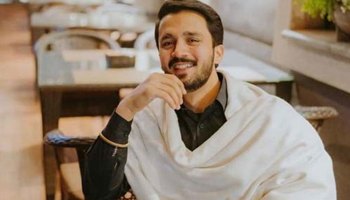 سوشل میڈیا پر رجب بٹ کی پاکستان واپسی سے متعلق چہ مگوئیاں