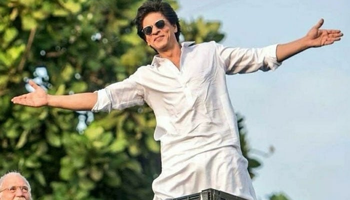 شاہ خان نے بالی ووڈ میں چل رہی غیر ضروری بحث کا ذکر کردیا