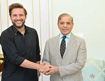شاہد آفریدی کی وزیراعظم سے ملاقات، آپریشن بنیان مرصوص کی کامیابی پر مبارکباد