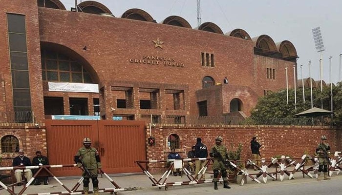 قومی کرکٹرز کے سینٹرل کنٹریکٹس کیلئے ابتدائی مشاورت کا آغاز