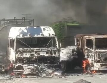 مشتعل مظاہرین نے وزیر داخلہ سندھ ضیا لنجار کے گھر کو آگ لگادی