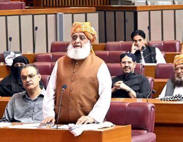 مودی فیس سیونگ کیلئے اس قسم کی حرکت دوبارہ کرسکتا ہے، فضل الرحمان