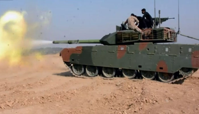 پاک فوج کی جنگی مشقیں پورے زور و شور سے جاری
