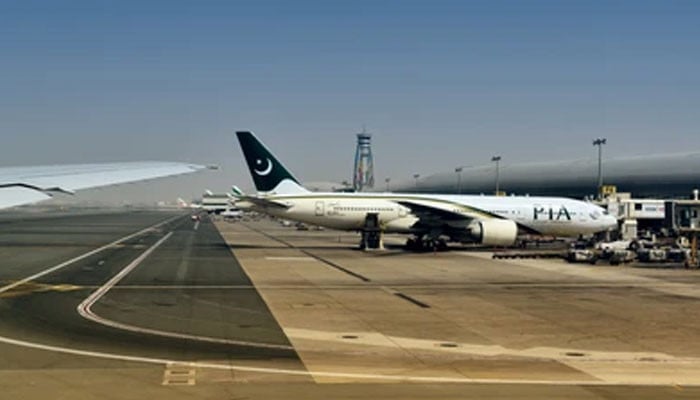 پاکستان کے متعدد ایئرپورٹس آج شام 6 بجے تک دستیاب نہیں ہوں گے