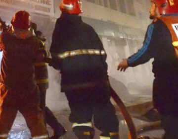 پشاور: رنگ روڈ پر مڈیسن کے گودام میں آتشزدگی، آگ بجھانے والے ادارے مصروف