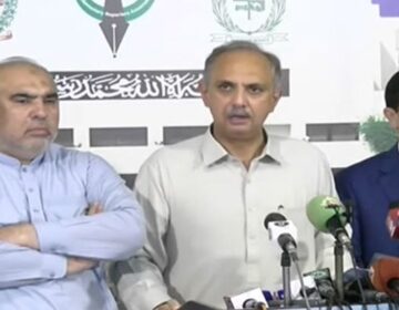 بانی پی ٹی آئی تک ہماری رسائی ناممکن بنائی جا رہی ہے: عمر ایوب