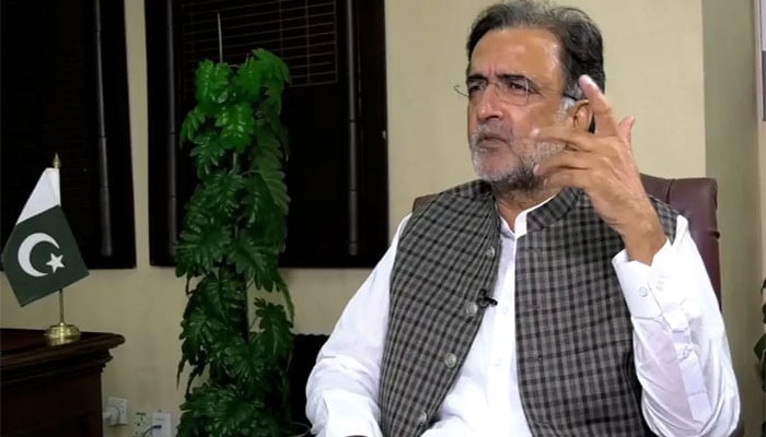 بانی پی ٹی آئی کی کوشش تھی ملک ڈیفالٹ ہو جائے، پیپلز پارٹی نے معاشی مشکلات کم کیں: قمر زمان کائرہ