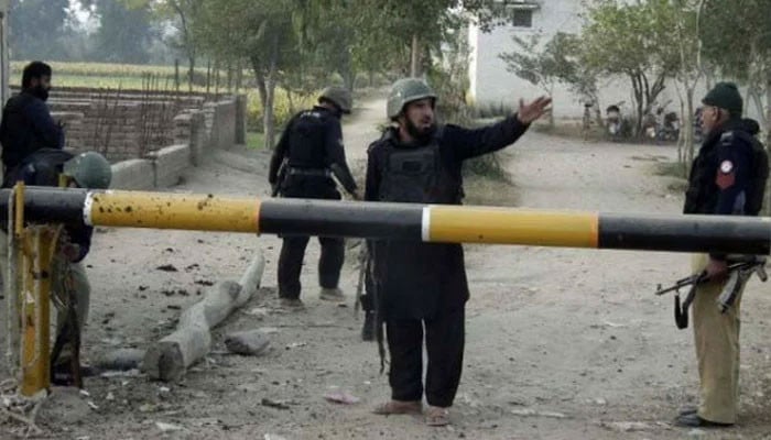 بنوں: پولیس اسٹیشن پر نامعلوم افراد کا حملہ