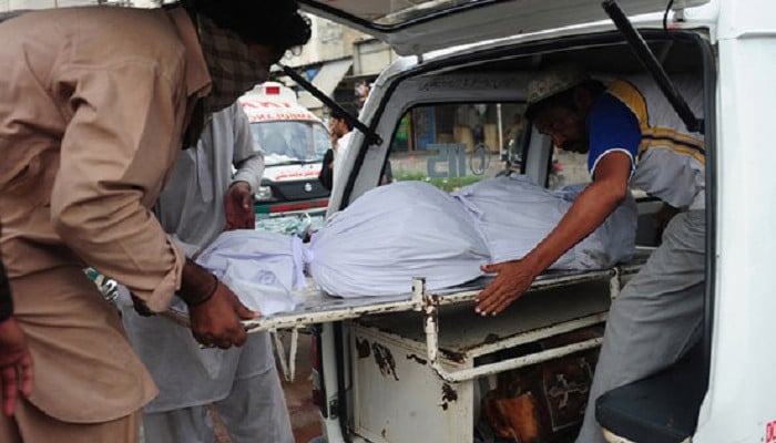 جڑانوالہ: بیٹے نے ماں کو قتل، باپ اور بھائی کو زخمی کردیا
