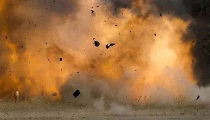 خار میں ڈی ایچ او ڈاکٹر گوہر کے گھر کے قریب دھماکا، والد جاں بحق