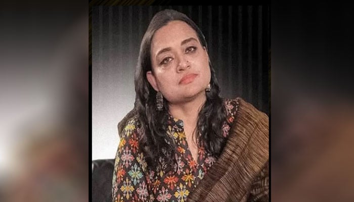 معروف ڈرامہ نگار سائرہ رضا انتقال کر گئیں