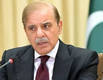 وزیراعظم کی موسمی صورتحال کی پیشگی اطلاع موبائل مسیج سے دینے کی ہدایت