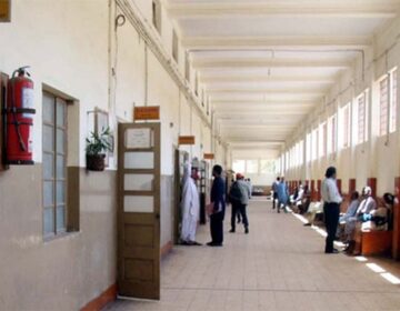 کراچی: 13 کروڑ روپے کی ڈکیتی کیس، 3 ملزمان 1 روزہ ریمانڈ پر پولیس کے حوالے