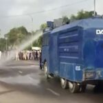 کراچی: اساتذہ کا احتجاج، 23 گرفتار، شیلنگ سے خاتون پولیس اہلکار بے ہوش
