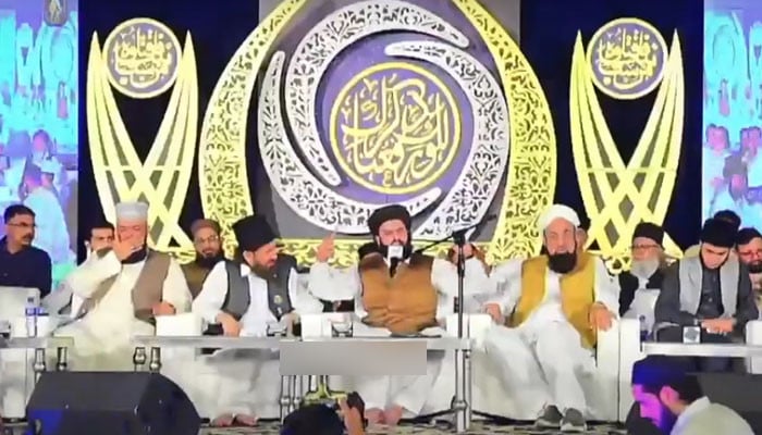 کراچی میں بنیان مرصوص کانفرنس، علماء کا پاک فوج کو خراج تحسین