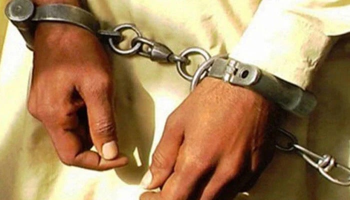 کراچی: ٹارگٹ کلنگ اور بھتا خوری میں ملوث ملزم گرفتار