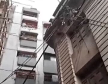 کراچی: کھارادر میں عمارت کی چھت گر گئی