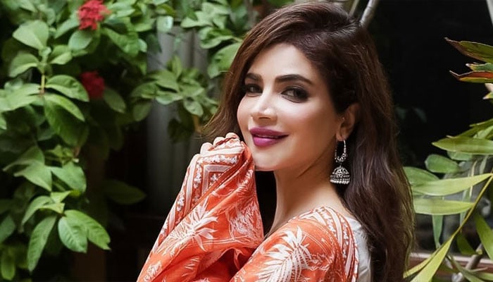 حمیرا اصغر کی موت معمہ بن گئی، بھابھی کے تہلکہ خیز انکشافات