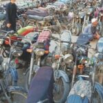 کراچی میں 32 مرکزی سڑکوں سے پارکنگ فیس مکمل طور پر ختم